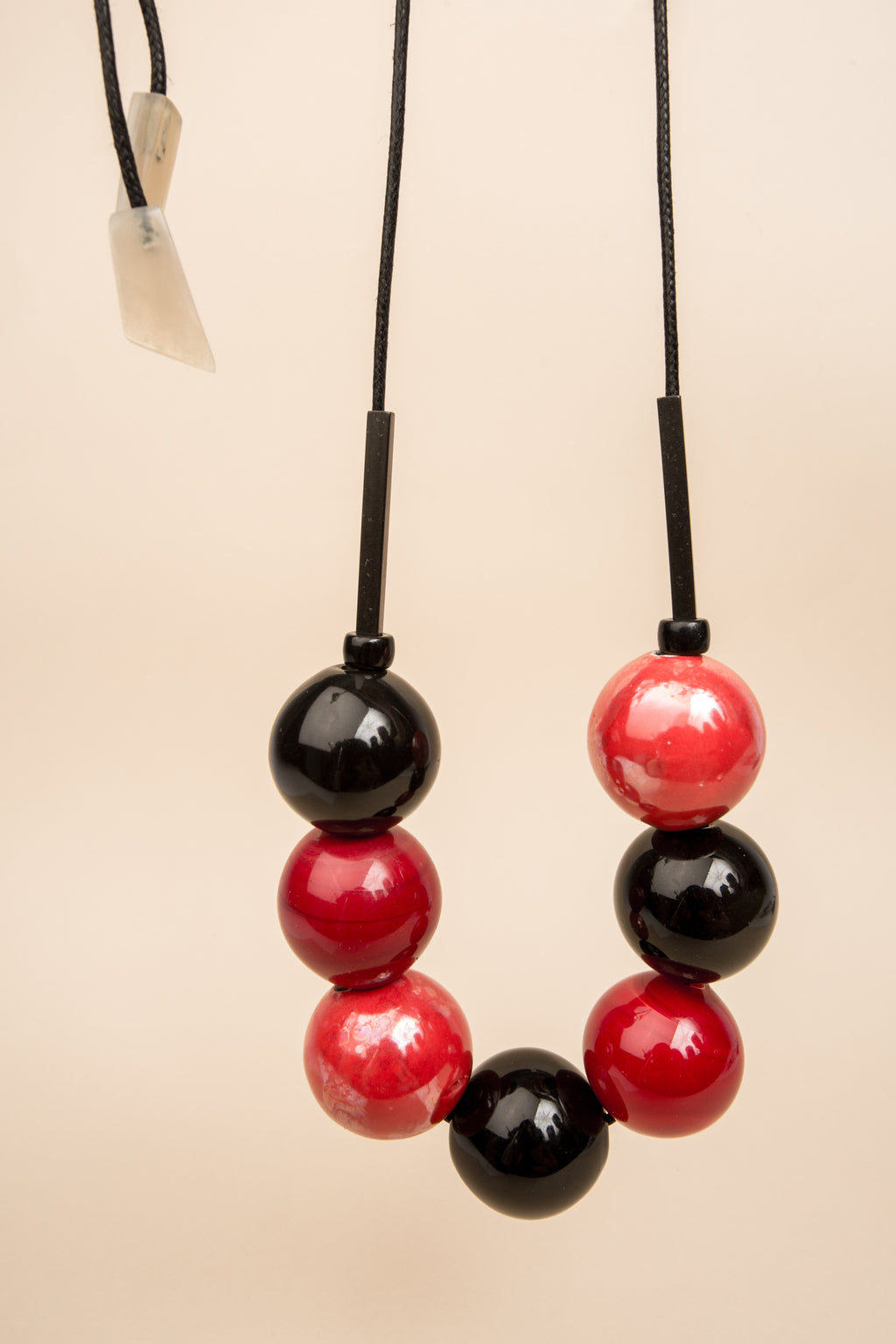 Collier Andrea Rouge et Noir