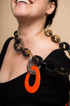 Long collier Dalia orange