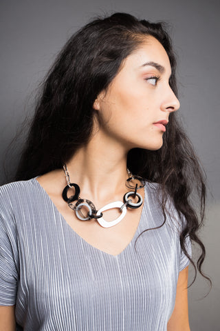 Long collier Dalia café crème